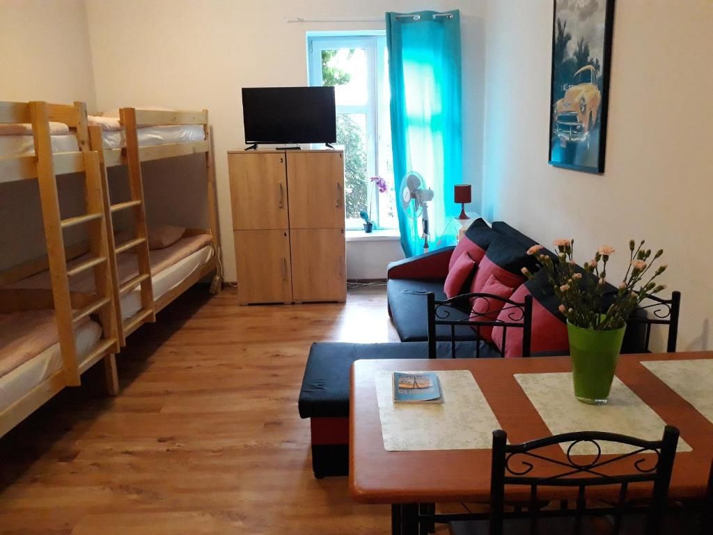 Хостелы Hostel Gliwice Centrum Гливице